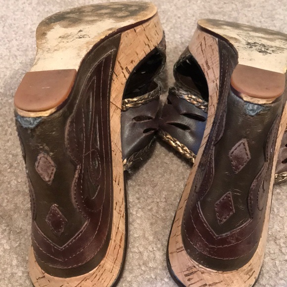Sandals - Picture 4 of 4